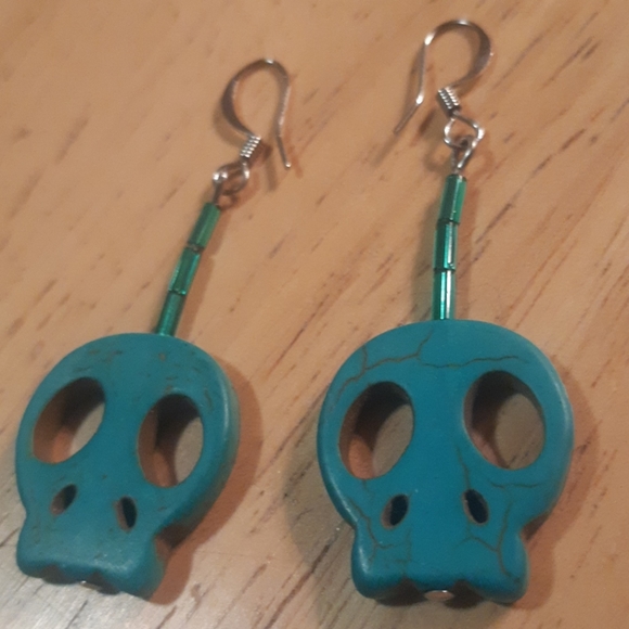 Earrings - Picture 3 of 3